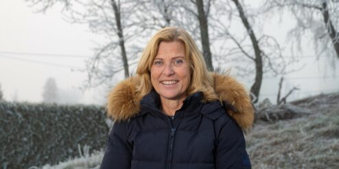 Anne Marit Panengstuen vinter ute no027133 Foto Håkon Sand